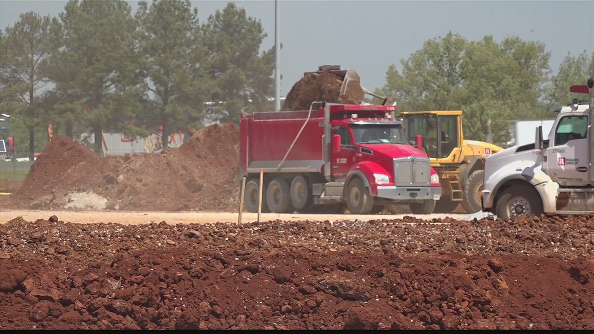 A freestanding ER in Harvest and a warehouse club in Madison held groundbreaking festivities.