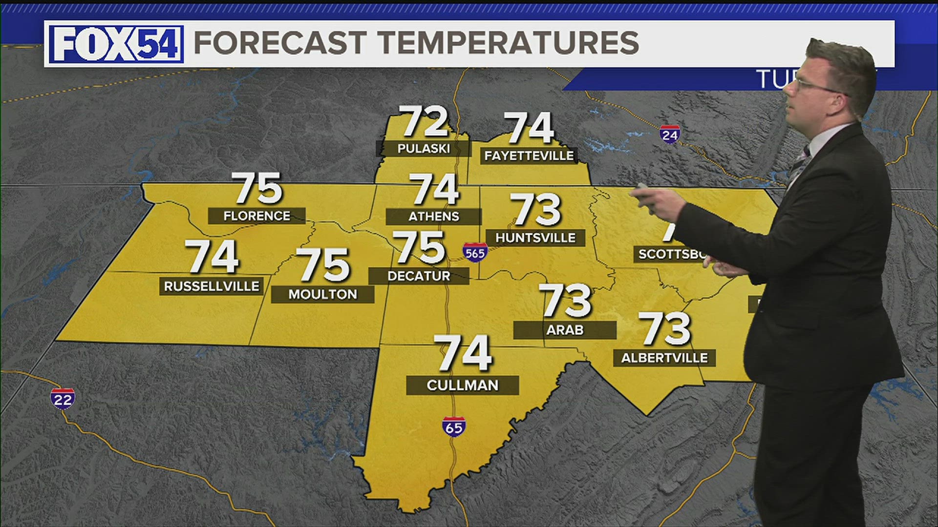 Warmer air begins to move into the Tennessee Valley Tuesday afternoon.