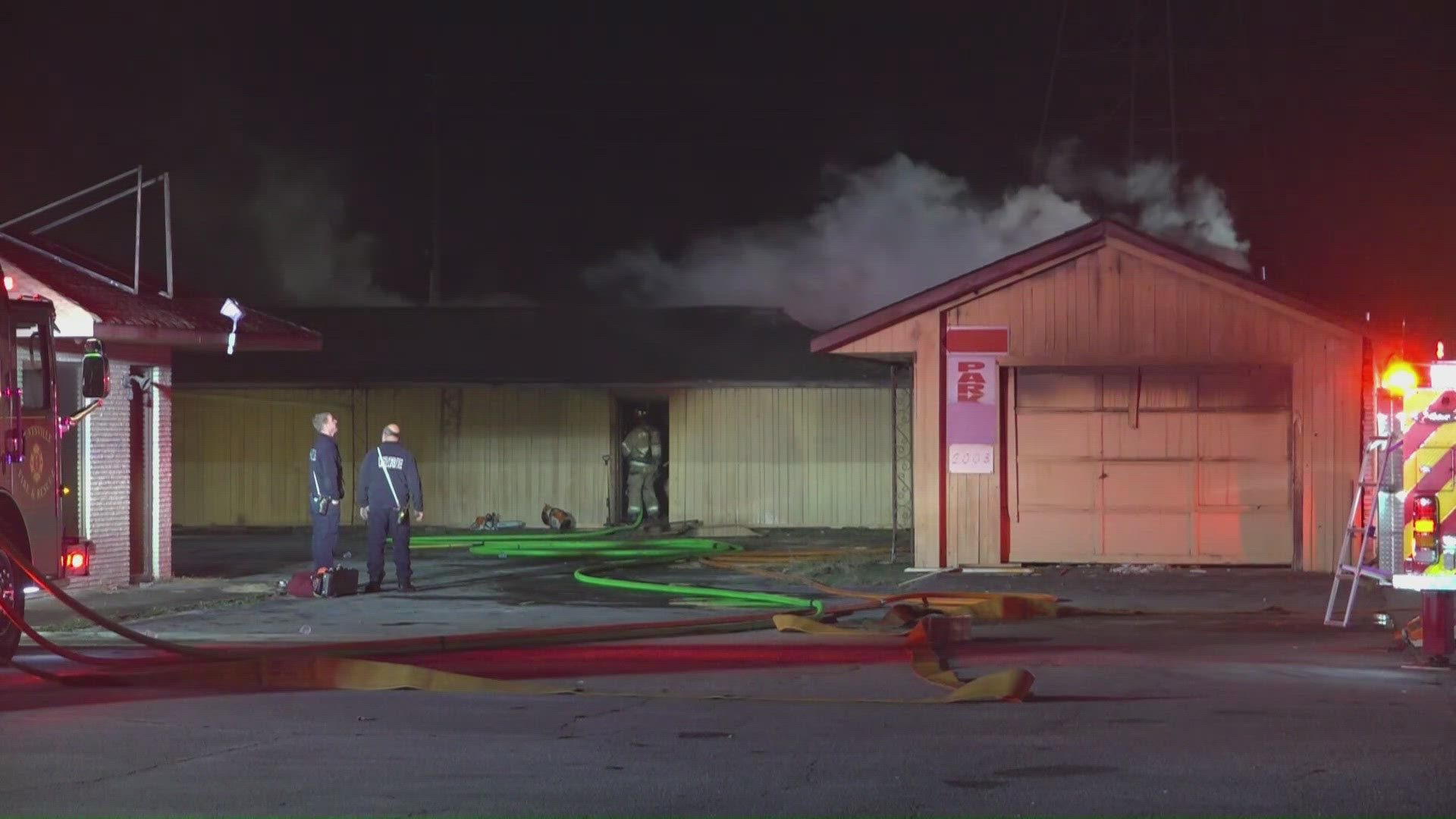 Huntsville Fire & Rescue responding to fire on Memorial Parkway ...