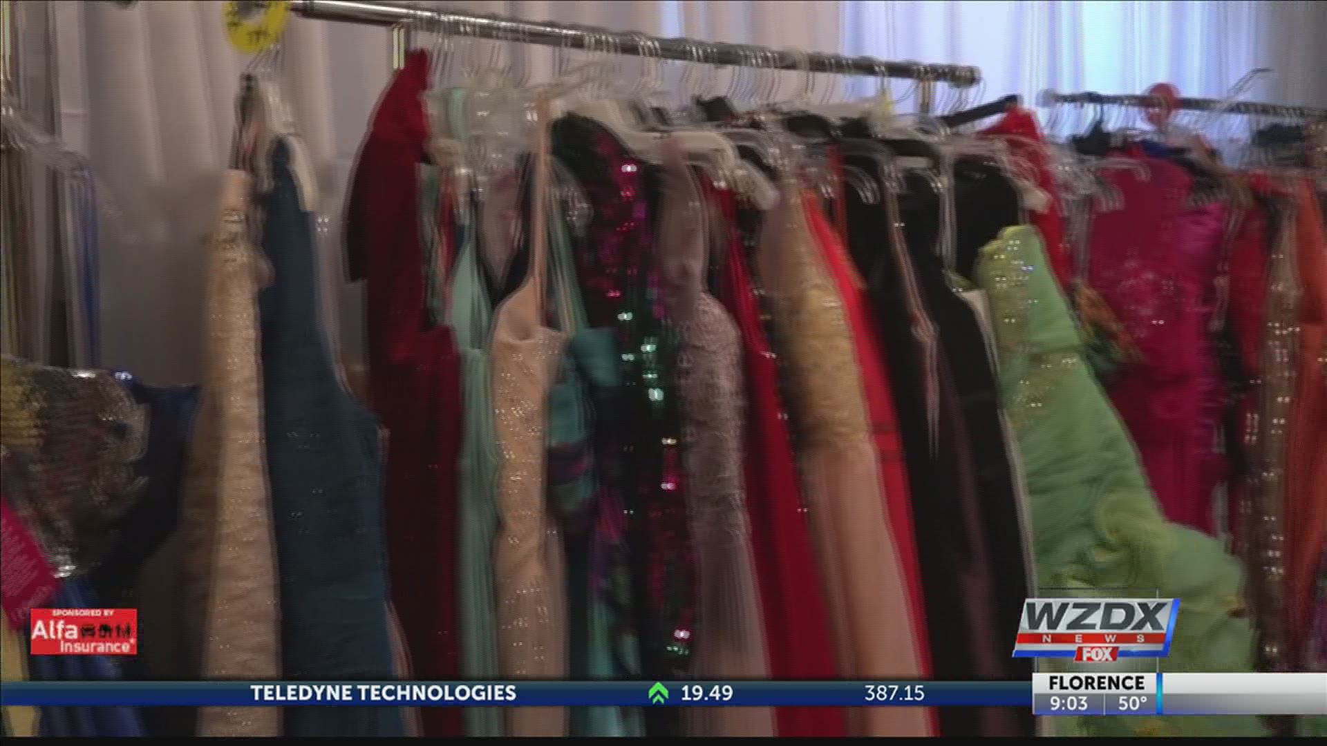 Prom goers on the Tennessee Valley had the chance to pick out their dream dress...for free.