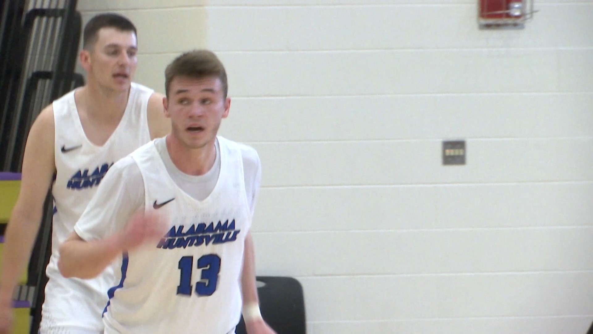 A strong second-half comeback came up just short for the 11th-ranked University of Alabama in Huntsville men's basketball team on Sunday as the Chargers fell 75-70.