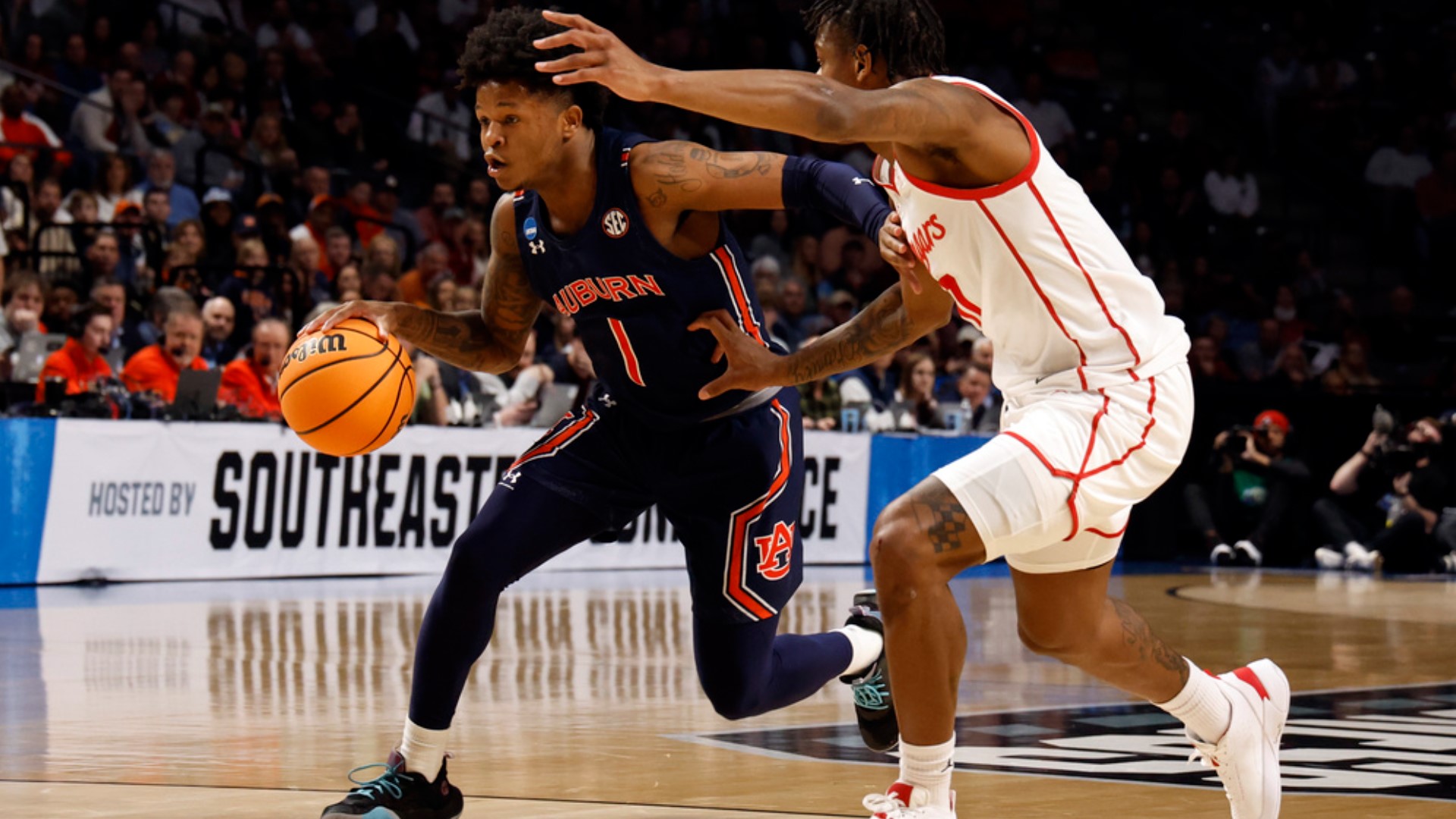 Auburn Tigers fall to Houston Cougars 81-64. Our Nick Kuzma and Simon report from Birmingham.