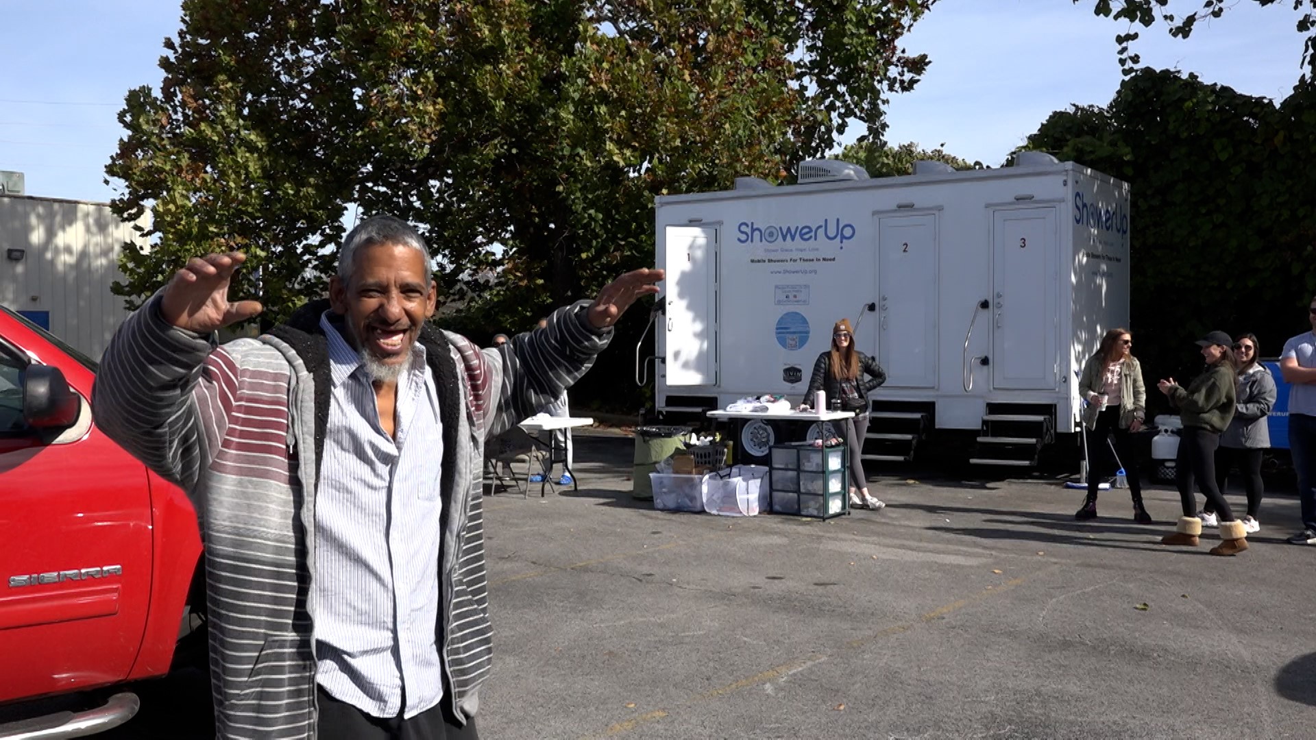 Taylor Reed and his ShowerUp trailer are going around Huntsville giving people the gift of cleanliness.