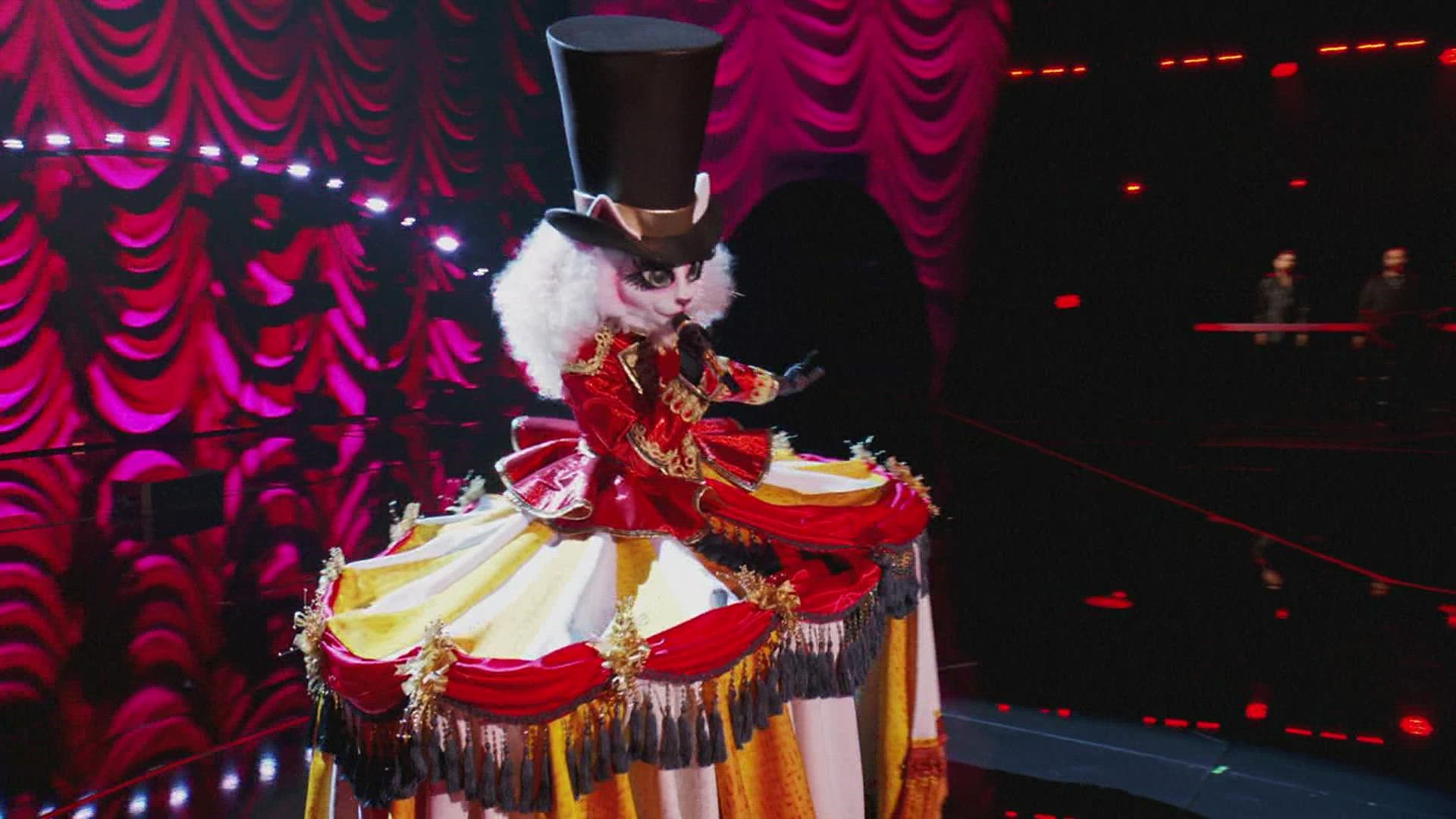 Ringmaster performs Katy Perry's "Waking Up in Vegas" in the Masked Singer finale!