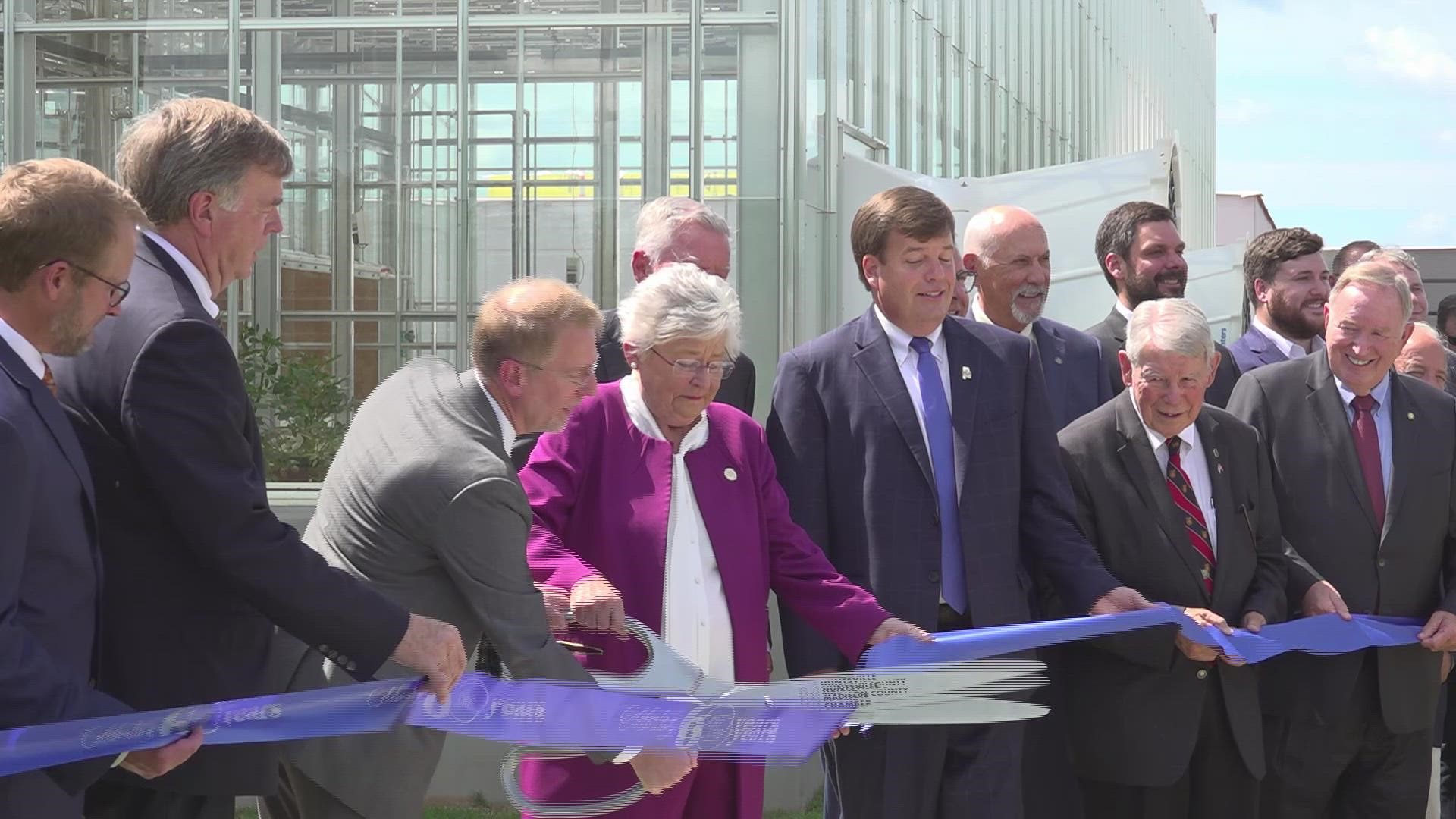 HudsonAlpha Institute for Biotechnology opens new greenhouse facility for plant research.