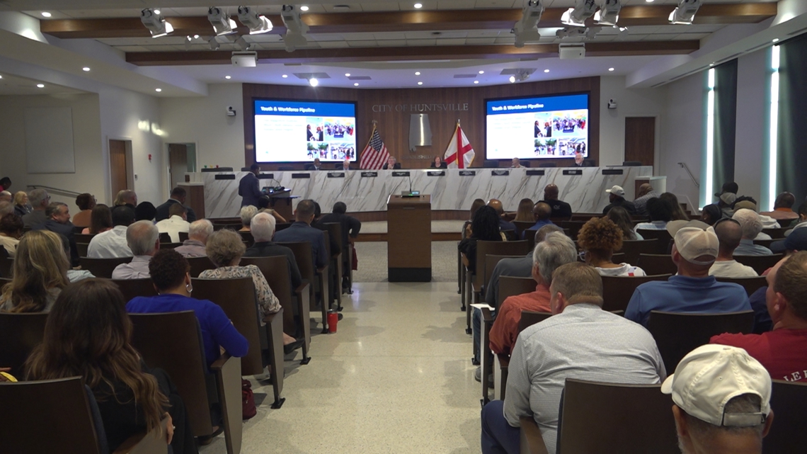 Huntsville moves to align hemp zoning laws with state regulations