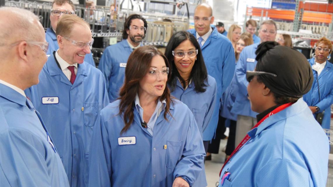 U.S. Labor Secretary tours Boeing facilities in Huntsville