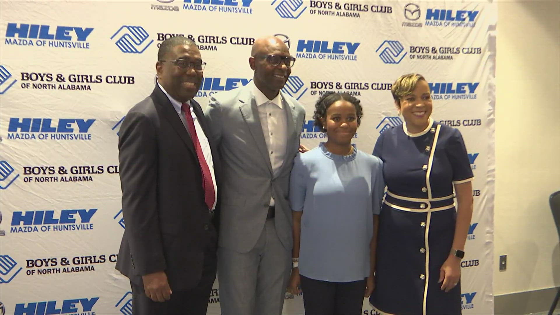 Pro Football Hall of Famer Jerry Rice was the keynote speaker at this year's Boys & Girls Club Leaders and Legends Banquet at the VBC in Huntsville.