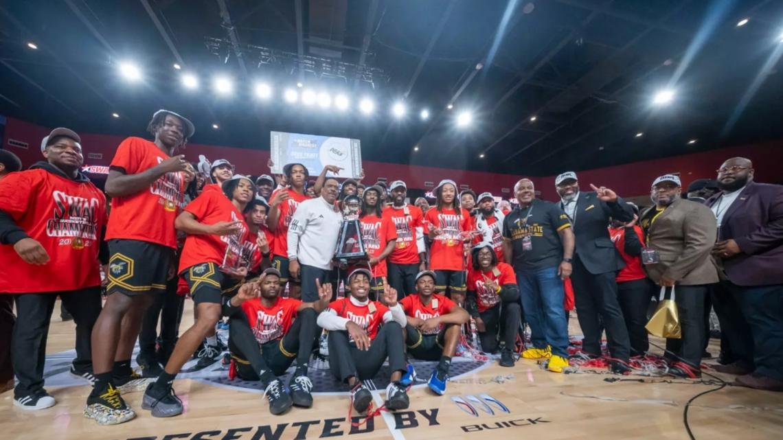 Alabama State men's basketball coach Tony Madlock steps down after historic run