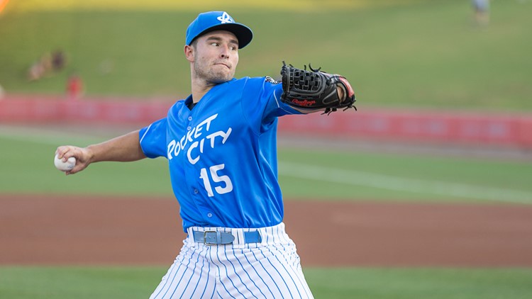 August 10, 2022: Rocket City Trash Pandas pitcher Brett Kerry (15