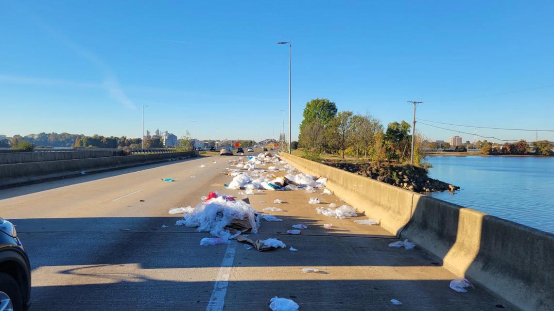 Southbound traffic on Decatur causeway reduced Wednesday morning due to trash