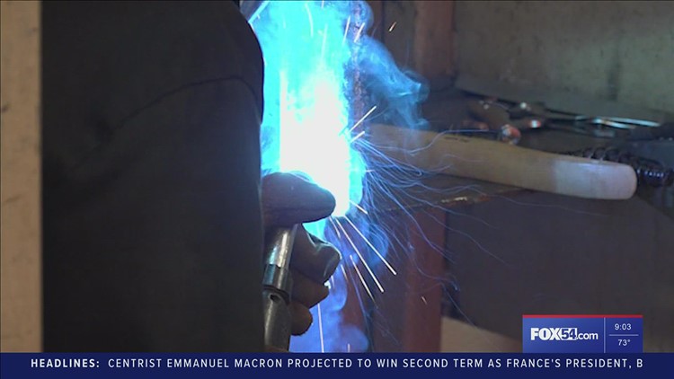 Modern Manufacturing to launch pilot programs in four North Alabama
schools