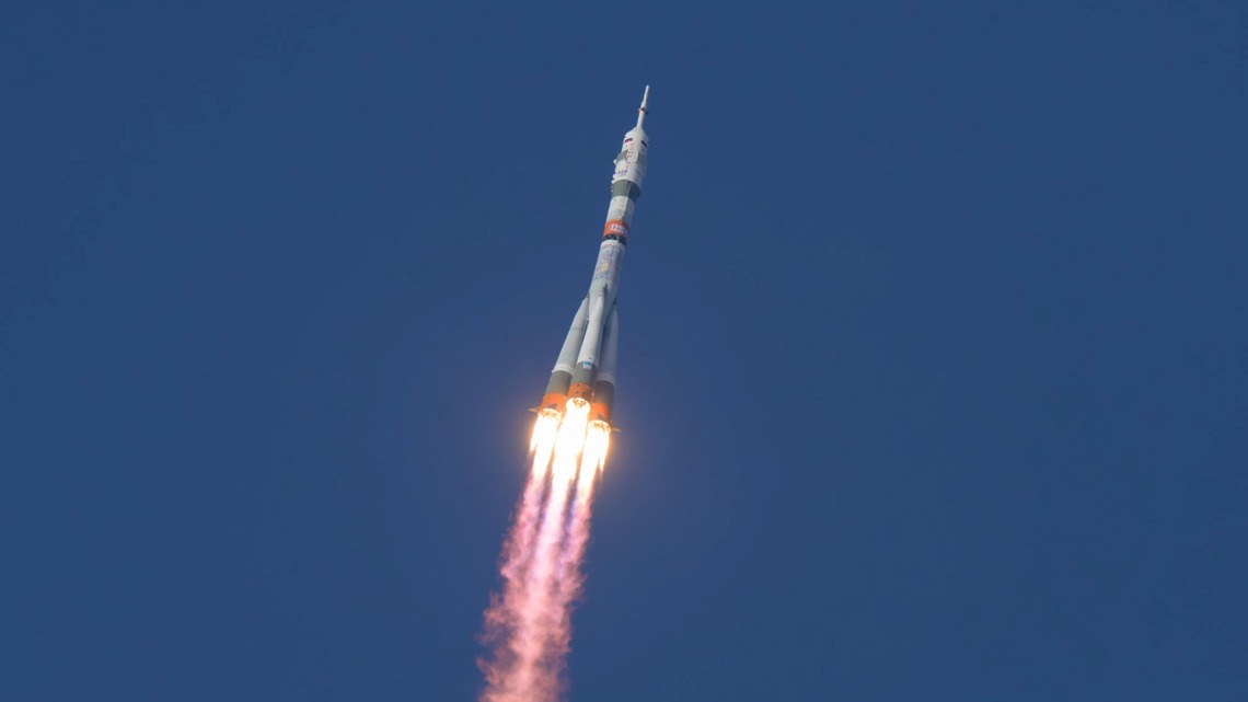 Russian rocket lifts NASA astronaut, cosmonauts to International Space Station