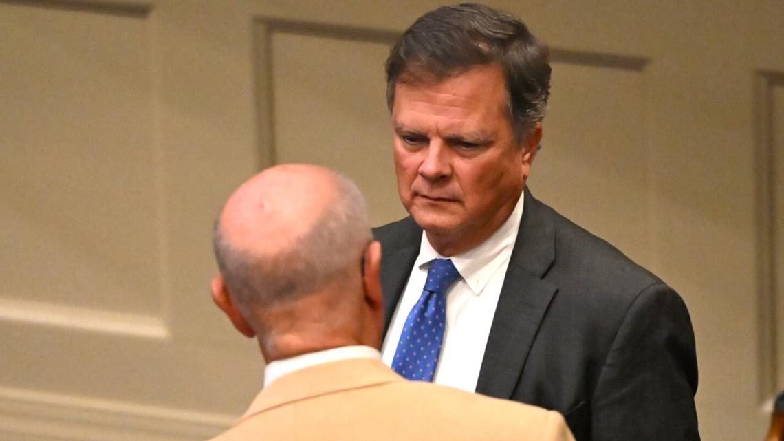 Bill regulating AI in determining health coverage passes Alabama Senate committee