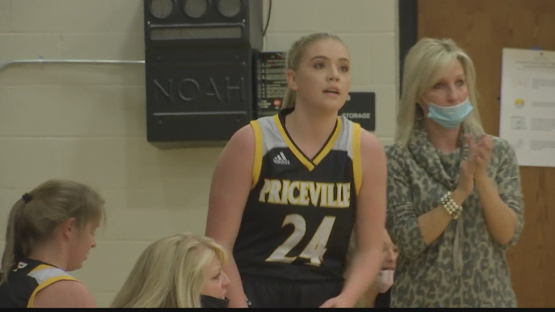Jenna Walker scored 14 points and dished out 9 assists in Priceville's 84-21 victory over St John Paul II. Lady Bulldogs are 3-0 in region play