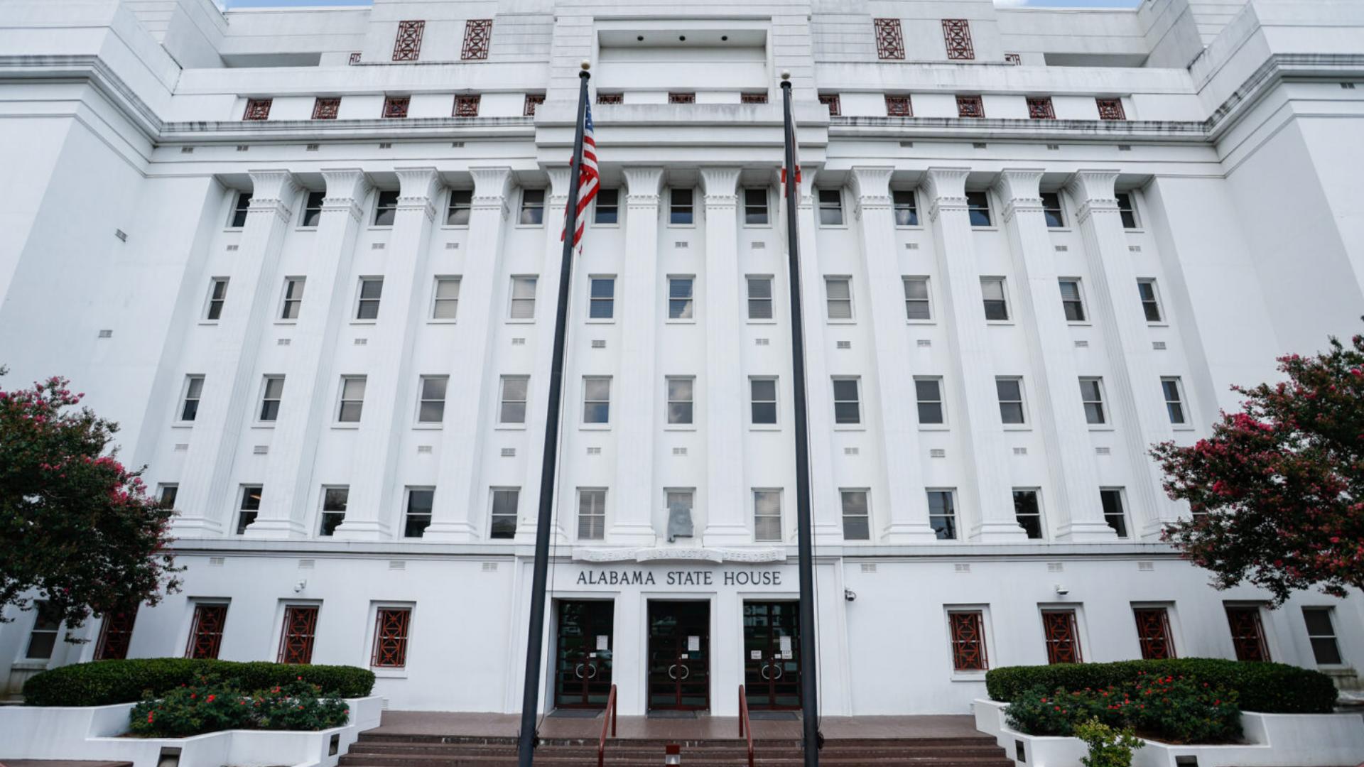 Federal appeals court allows Alabama to use 2021 state Senate map ...