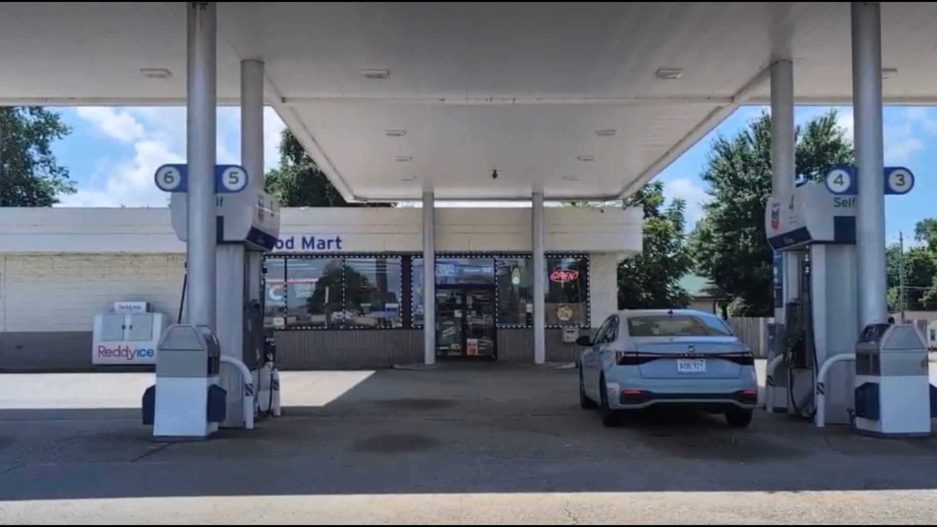 Huntsville police investigating Saturday robbery at gas station ...