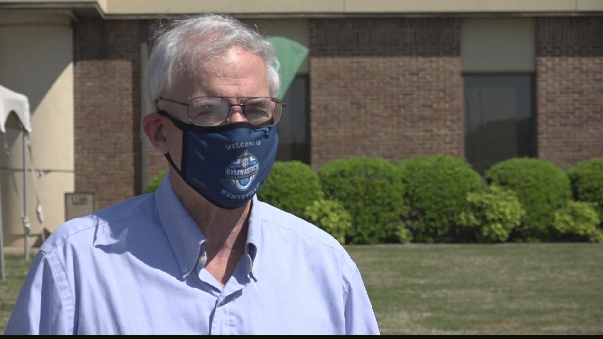 Huntsville Councilman Bill Kling received his first dose today alongside encouraging the community to get vaccinated.