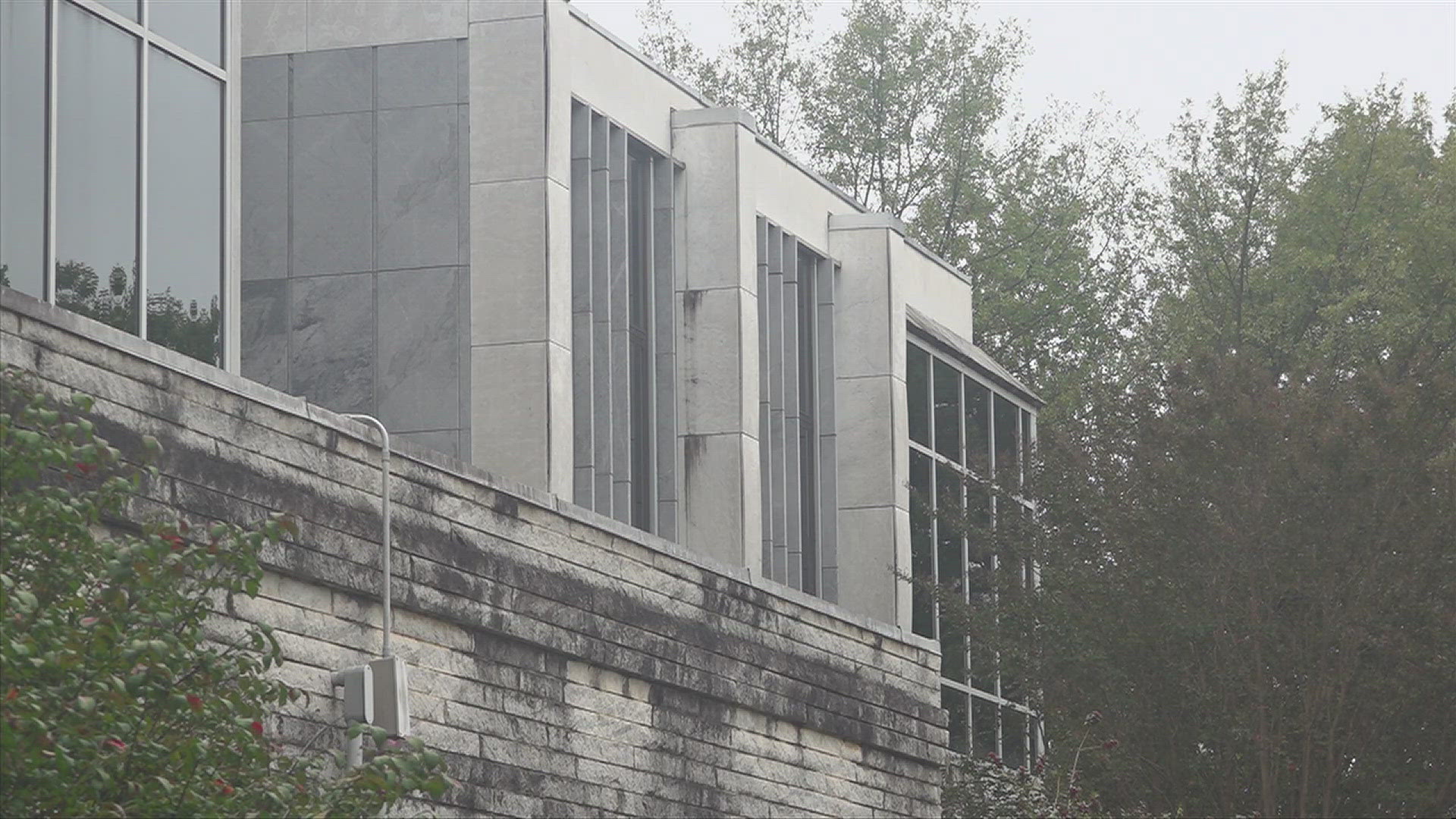 Huntsville's old City Hall building will be dismantled; no implosion will take place.