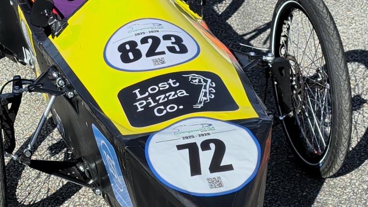 Community honors middle school students killed in crash en route to STEM event