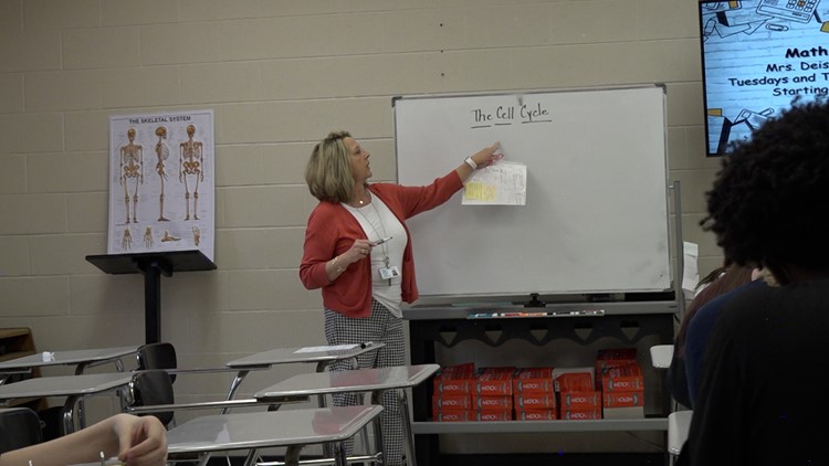Mrs. Kimberly Kiel is the Valley's Top Teacher