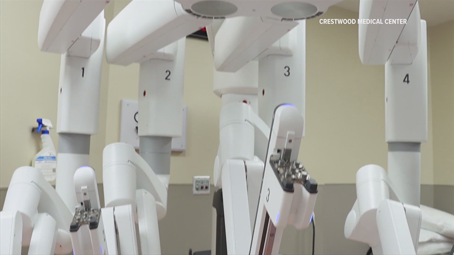 Crestwood Medical Center says the technology offers greater precision and shorter recovery time.