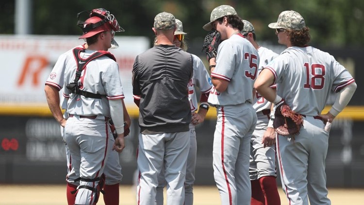 PHOTO GALLERY: Alabama Baseball falls to Texas A&M