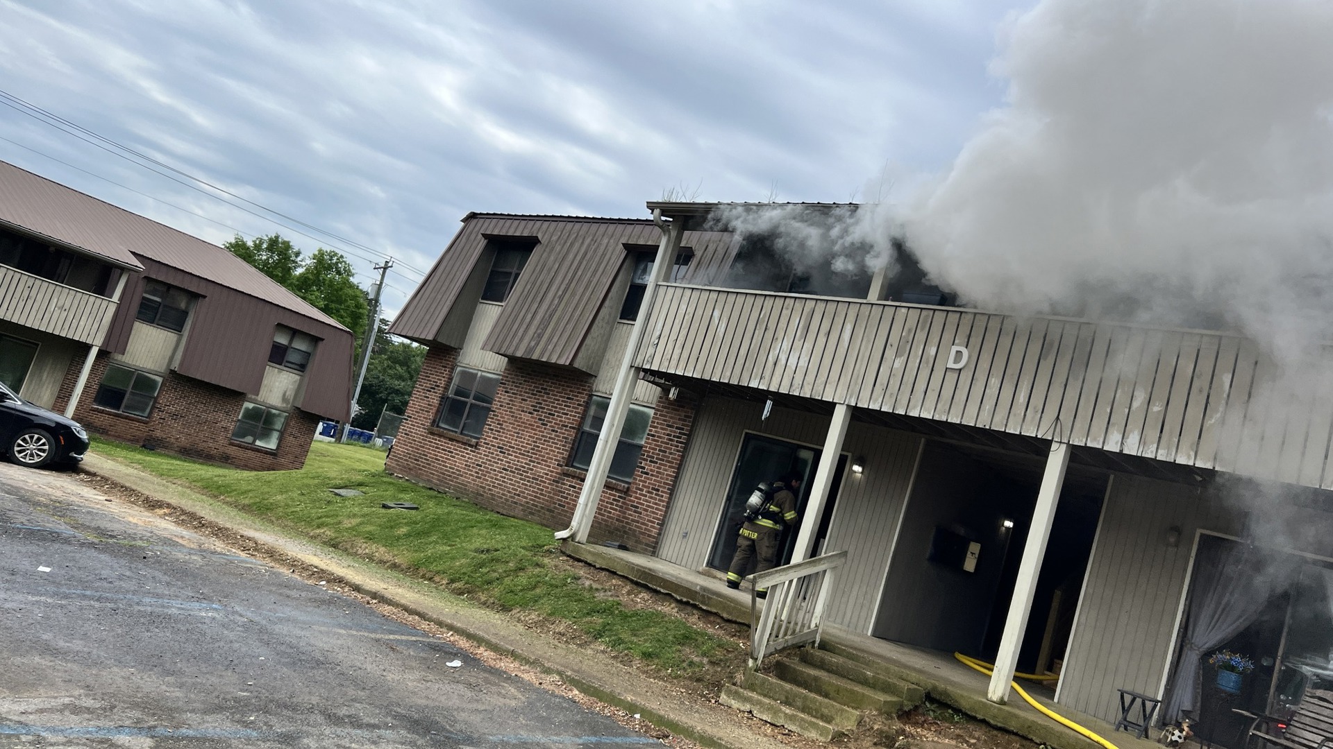 Fire damages Arab apartment complex, no injuries reported ...