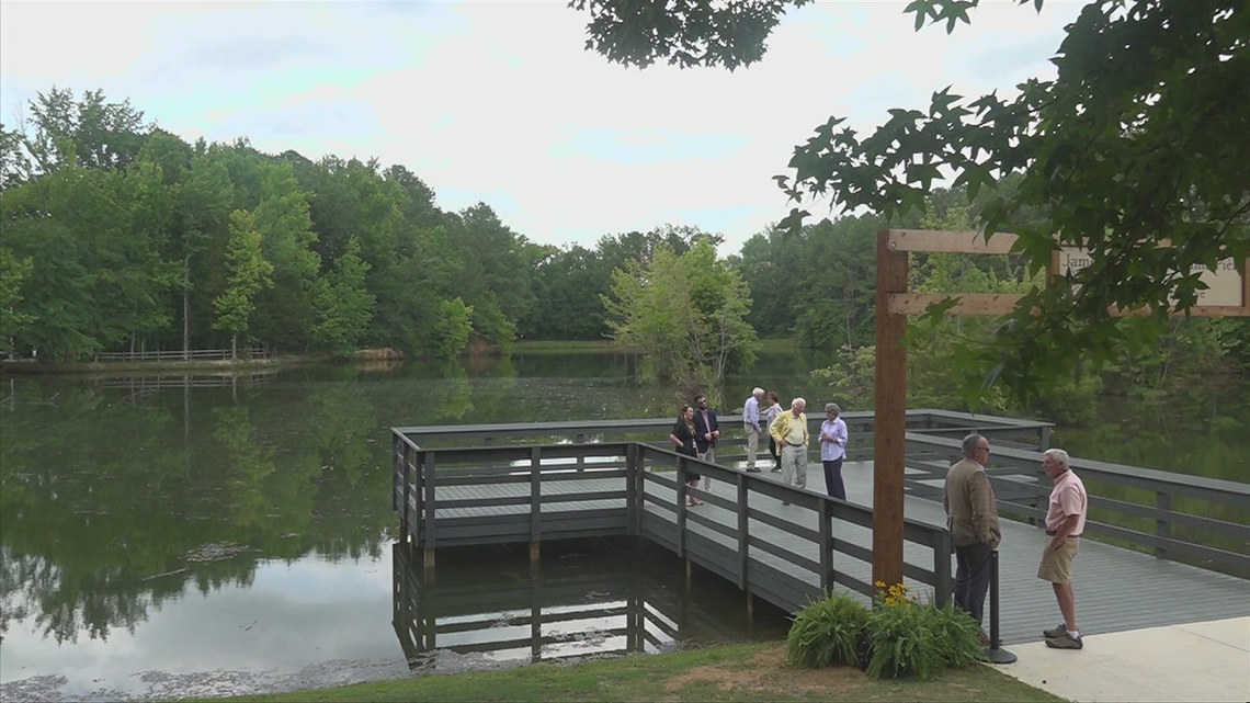 Mayor Tommy Battle, city leaders cut ribbon on ADA-compliant pier at ...