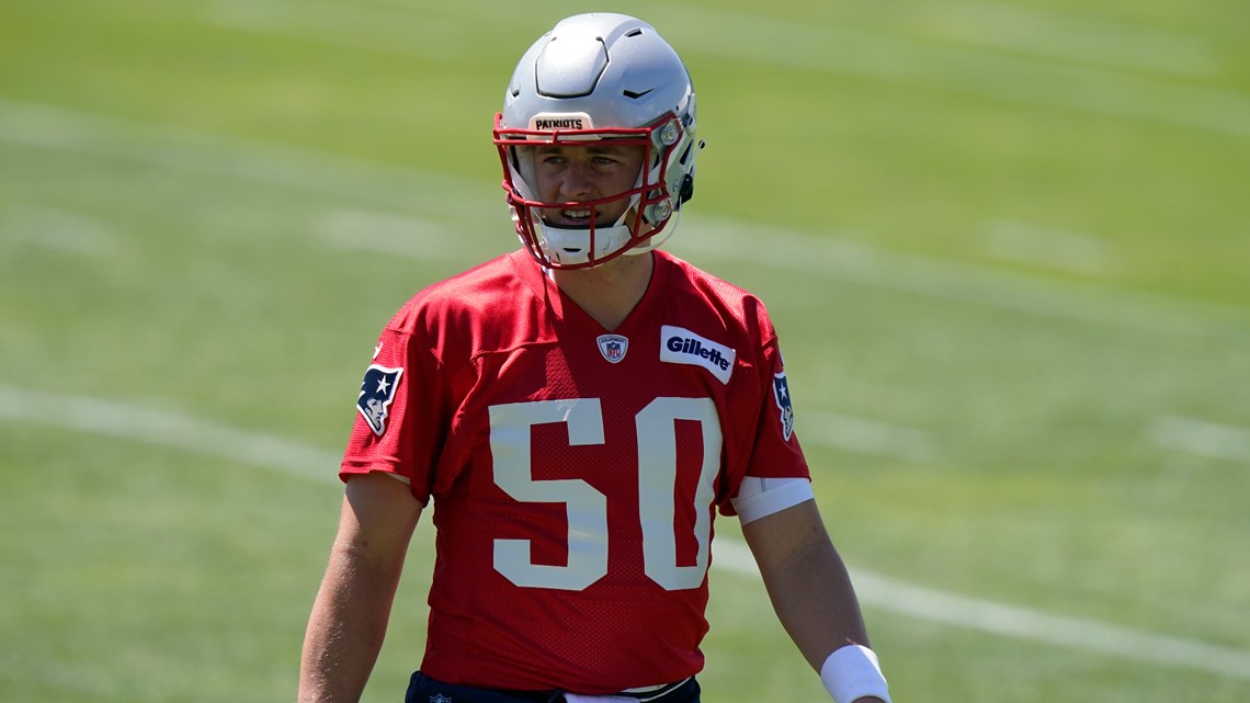 2021 Patriots first-round pick Mac Jones signs rookie contract