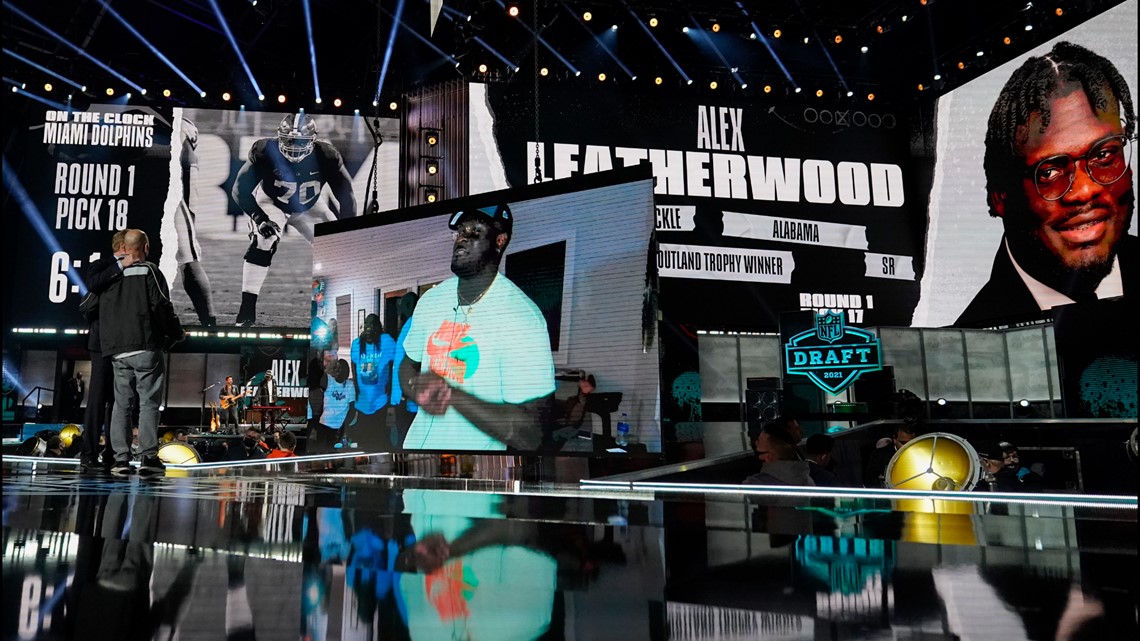 Las Vegas Raiders Draft Alex Leatherwood at No. 17: Twitter reacts