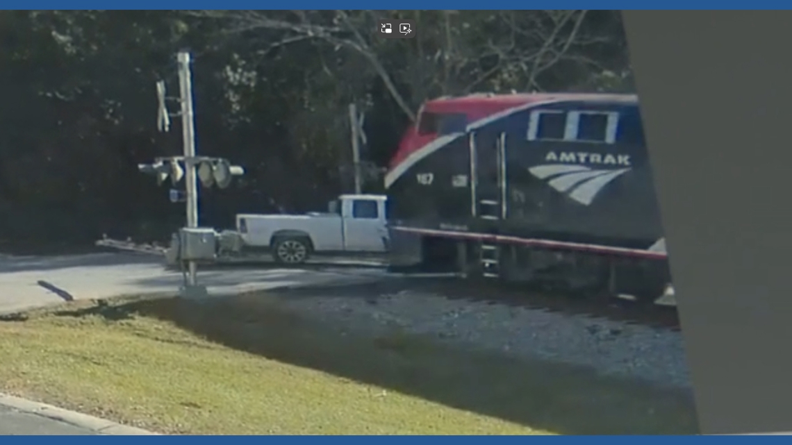 Amtrak train hits truck circumventing crossing in southern Alabama; no serious injuries reported