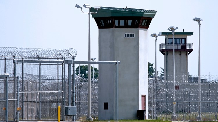 What's happening in Alabama's prison system?