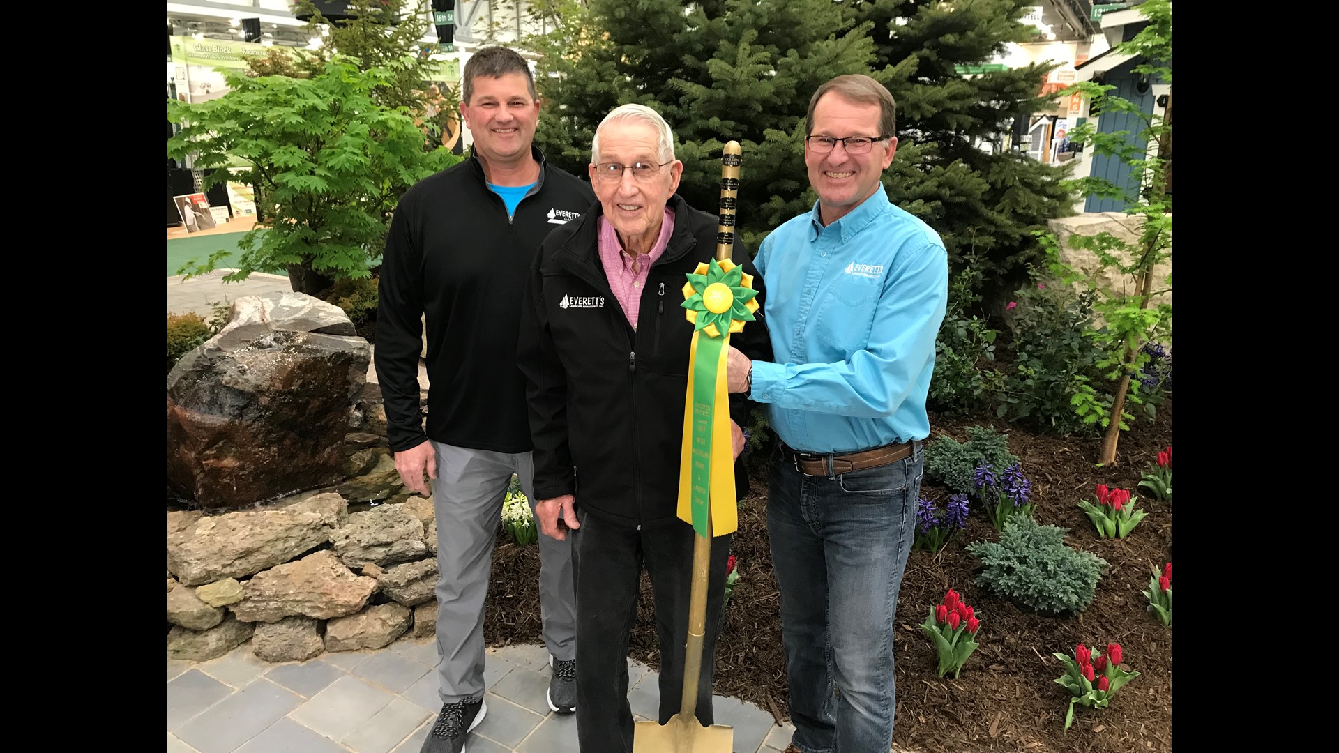 The owners of Everett's Landscaping talk to Angela Cunningham about the latest trends and winning the "Golden Shovel" award during last year's show.