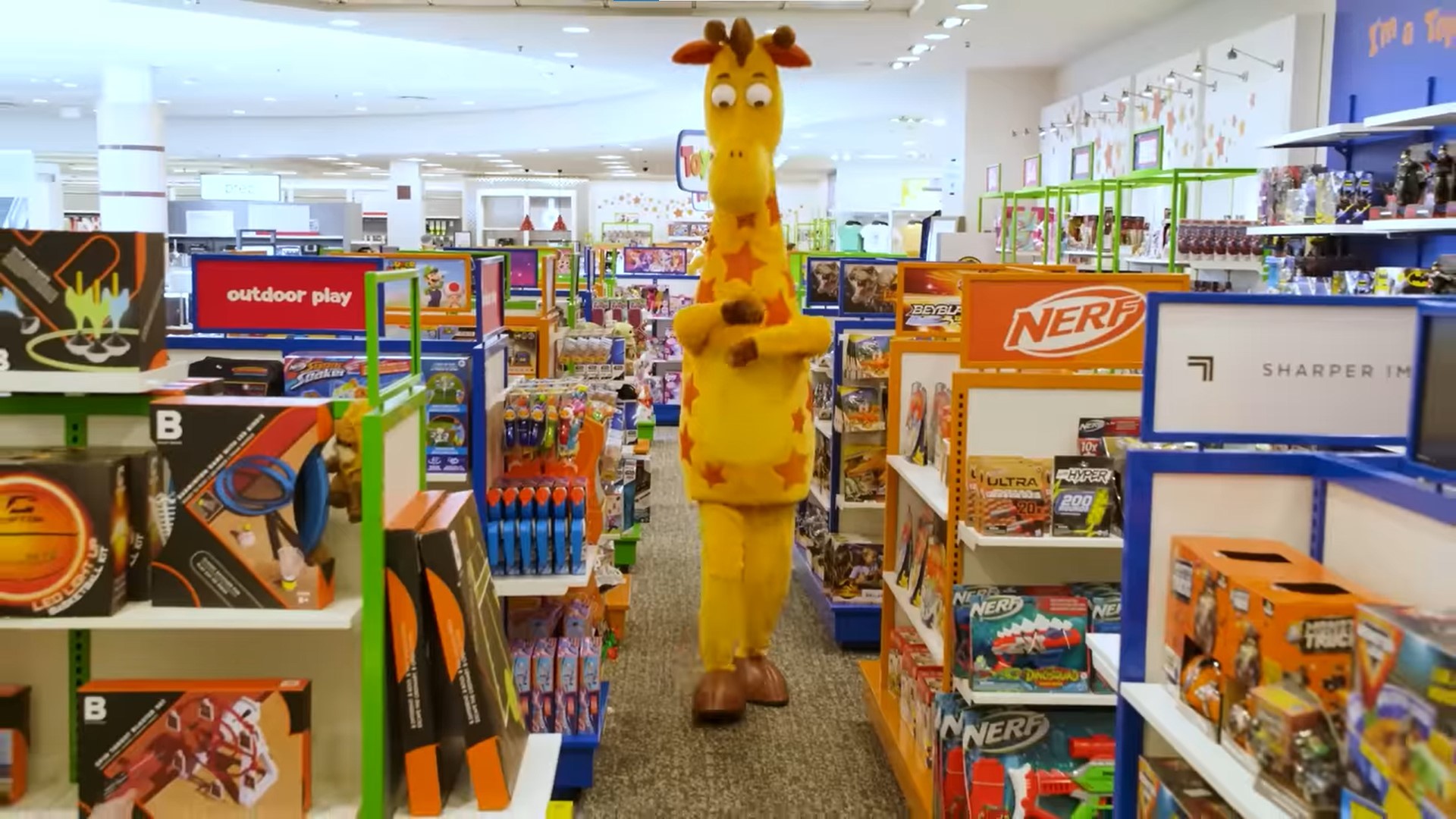 Toys 'R' Us coming to Macy's around the country