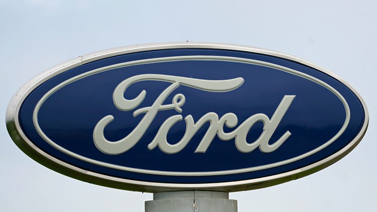 Ford recalls heavy-duty pickups; drive shafts can fracture