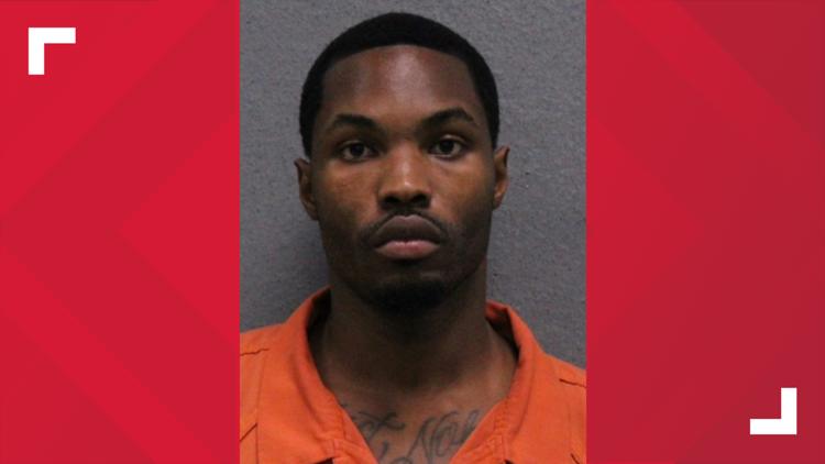 Man charged with homicide admits to shooting Dallas R&B singer in 911 call